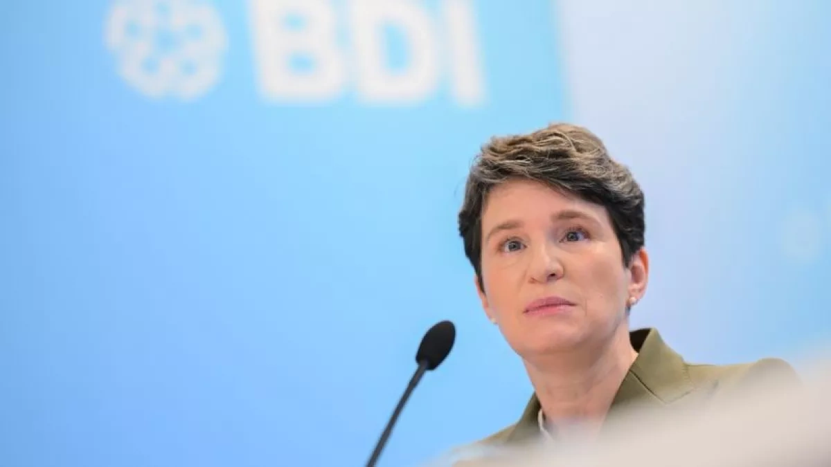 BDI: German industry losing 15,000 jobs a month