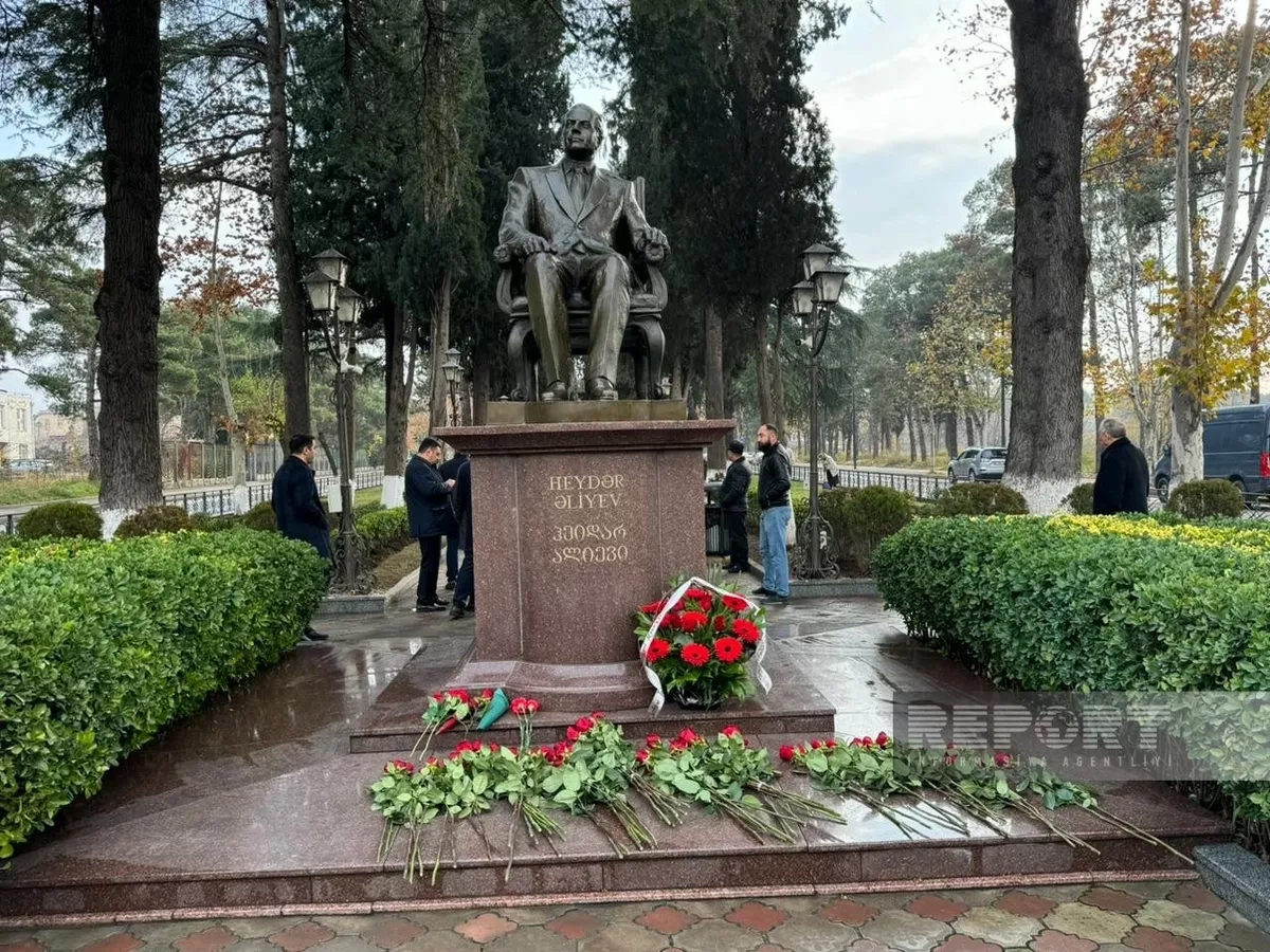 Iran, Georgia honour memory of National Leader Heydar Aliyev PHOTO