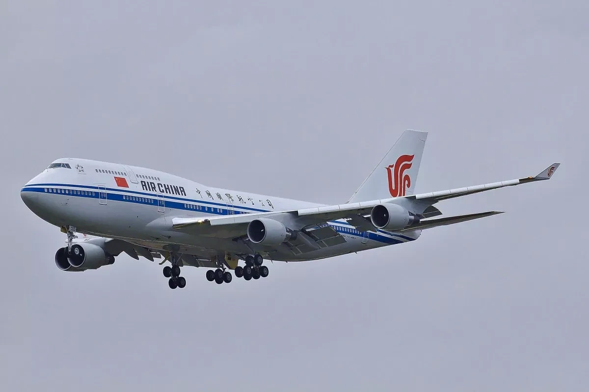 Chinese airlines to cut domestic fuel surcharges