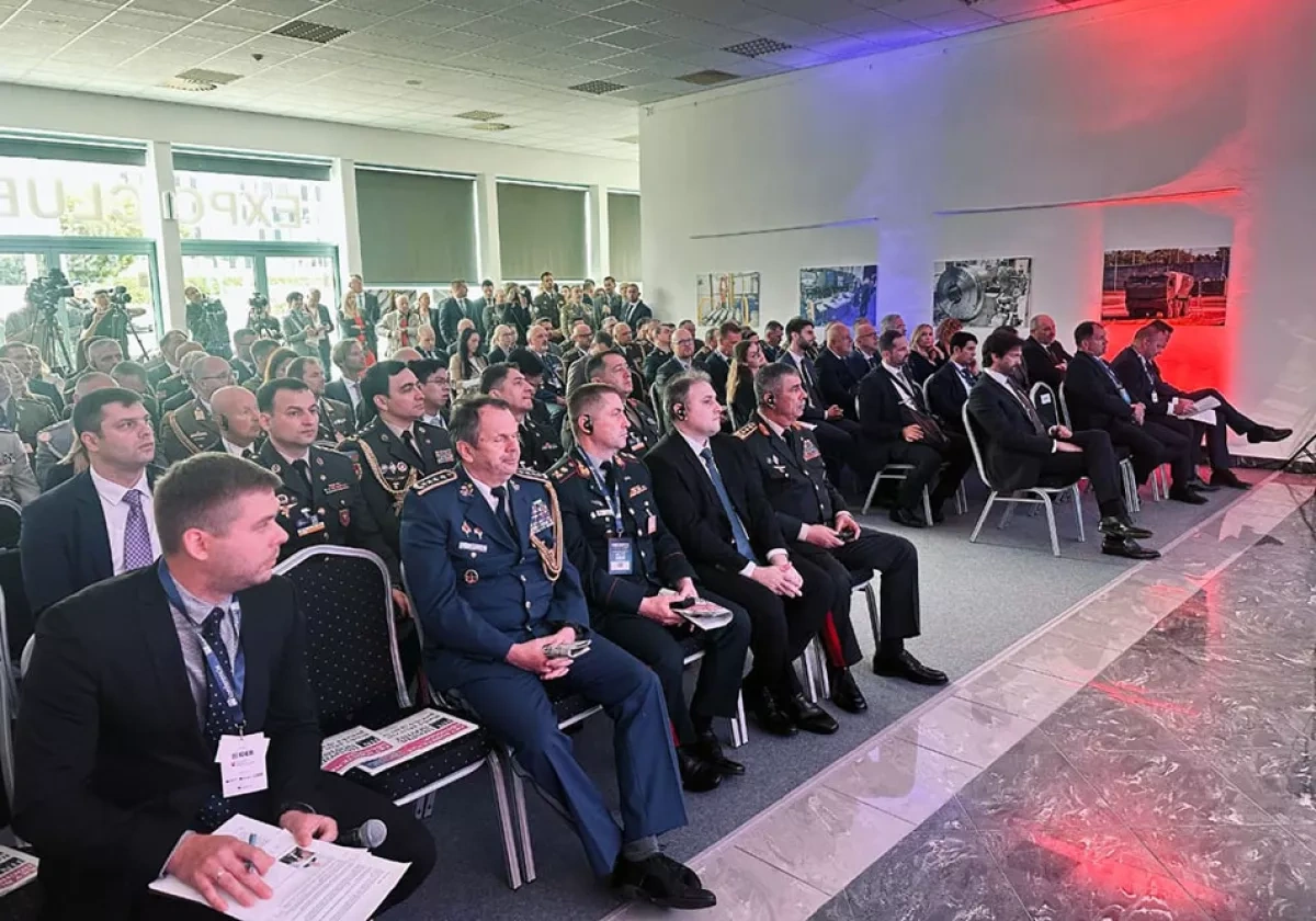 Azerbaijan defenсe minister attends security exhibition in Slovakia Photo