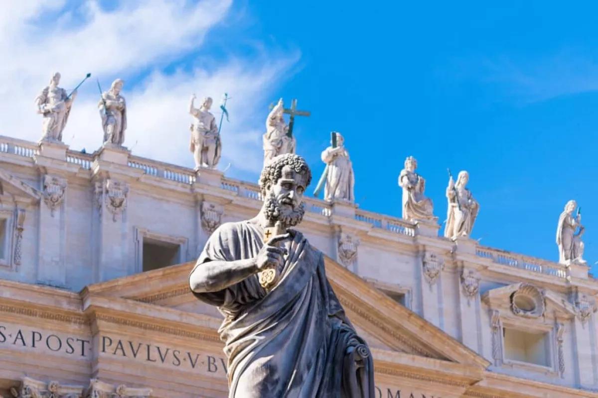 Leo XIV asserts papal authority against defiant traditionalists with expulsion