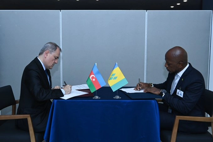 Azerbaijan, Saint Vincent and Grenadines ink protocol on political consultations (PHOTO)