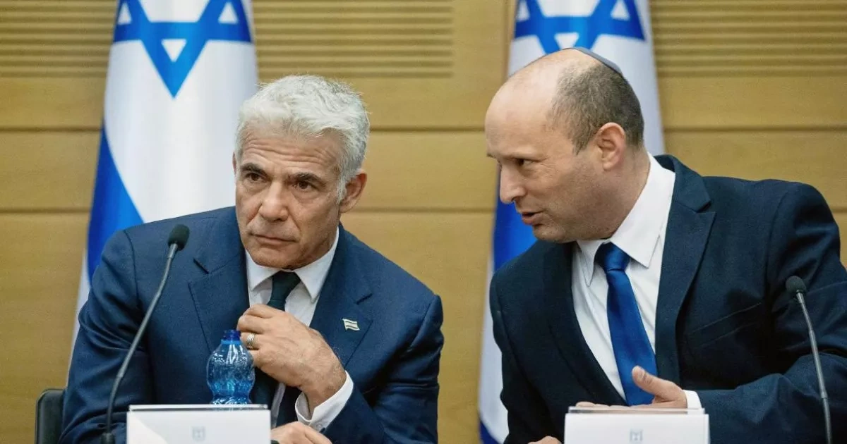 Ex-Israeli PMs Bennett, Lapid unite to challenge Netanyahu