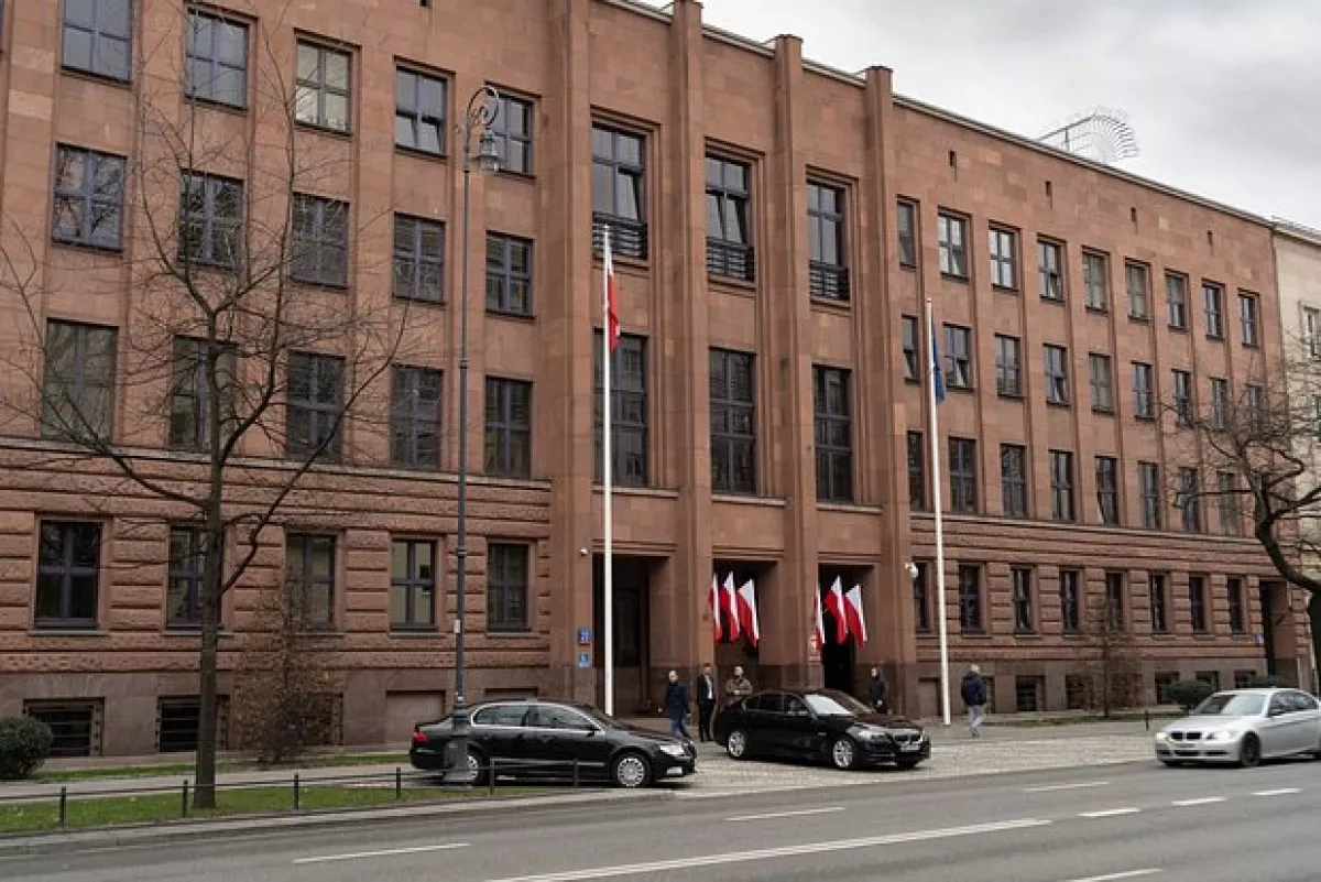 Poland says it has no territorial claims against Ukraine