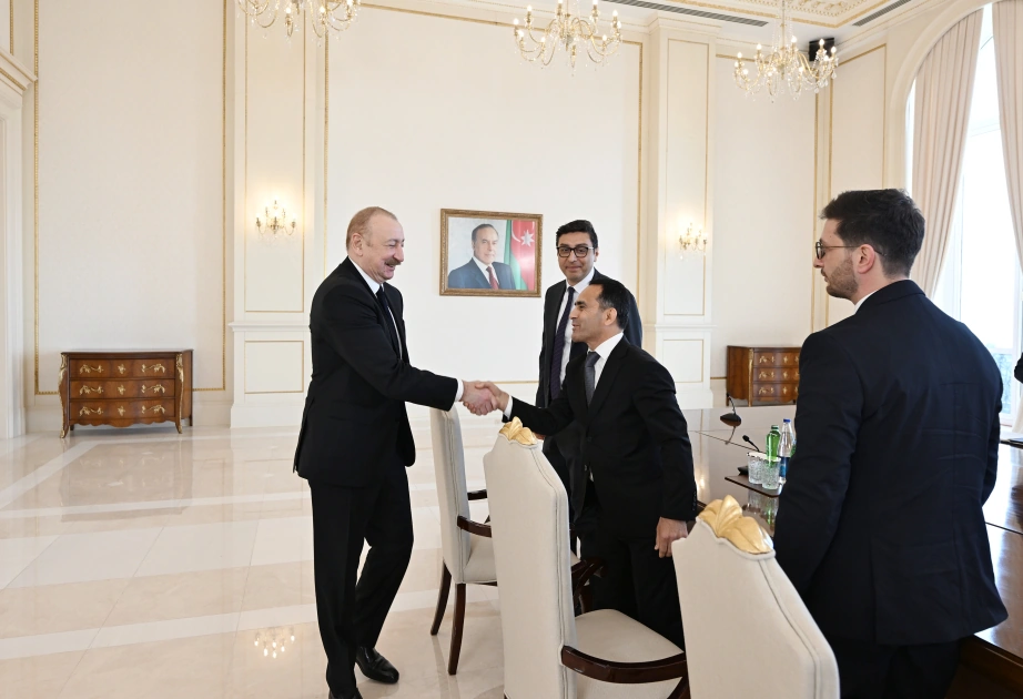 President Ilham Aliyev receives wrestlers who won European Championships in team standings (PHOTO)