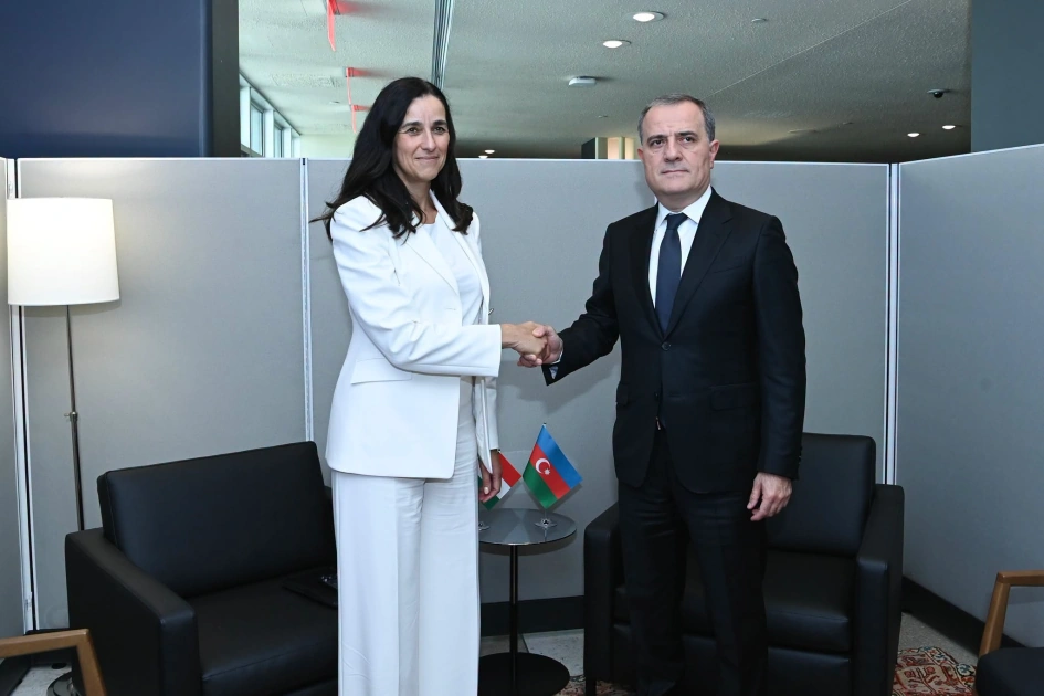 Azerbaijan, Hungary review prospects for bilateral cooperation