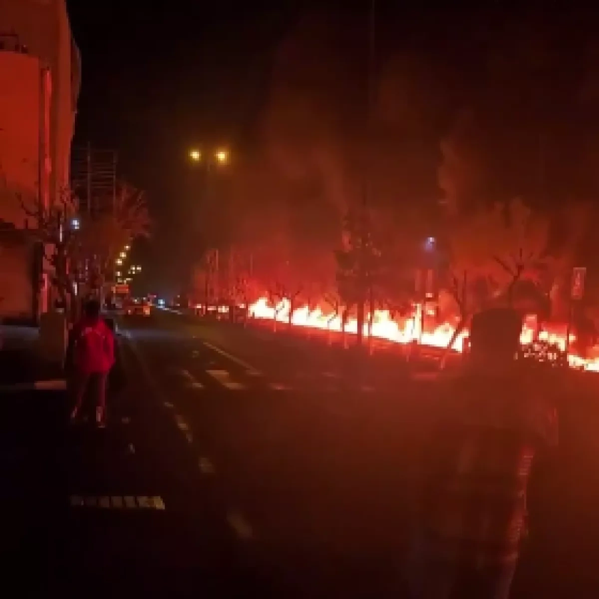 Israeli airstrikes on Tehran storage flood streets with oil VIDEO
