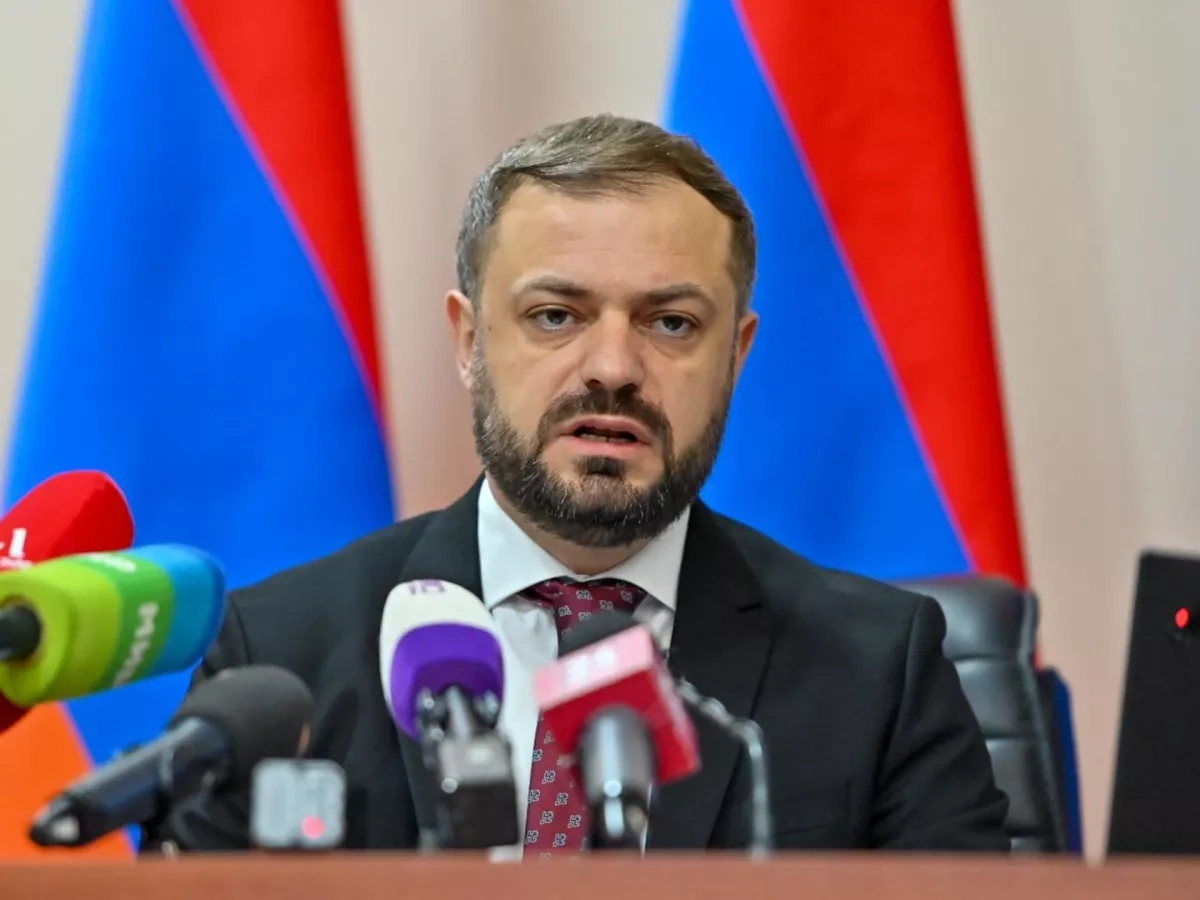 Armenian minister affirms right to opt out of gasoline imports from Azerbaijan