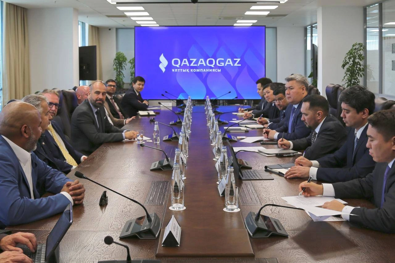 QazaqGaz discusses energy cooperation with GHGSat, SAIT, Canadian firms