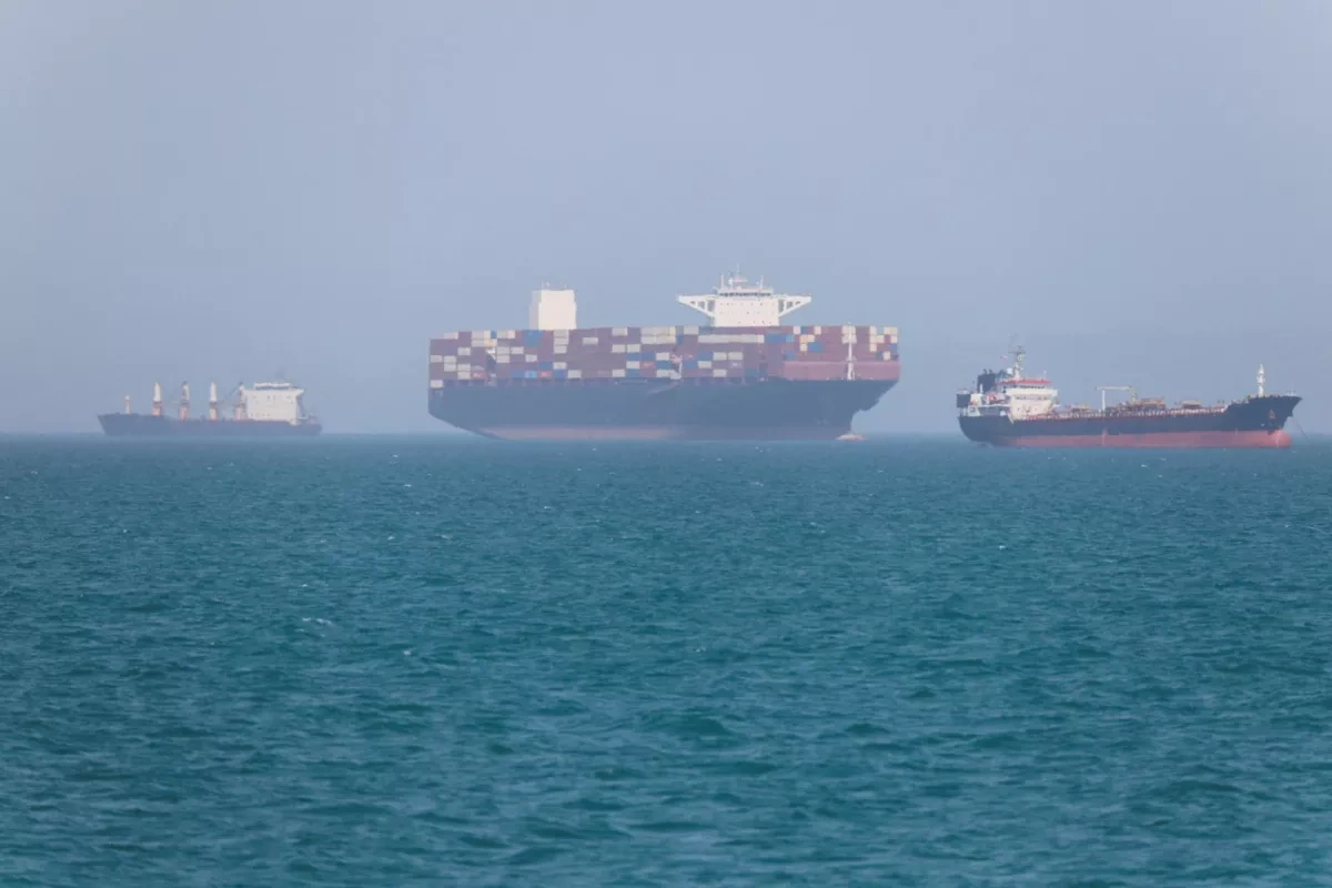 Around 1,500 ships queue for passage through Strait of Hormuz