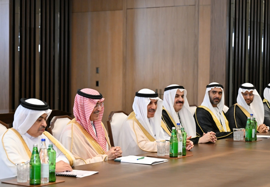 President Ilham Aliyev receives delegation of leaders of member organizations of Arab Coordination Group (PHOTO)