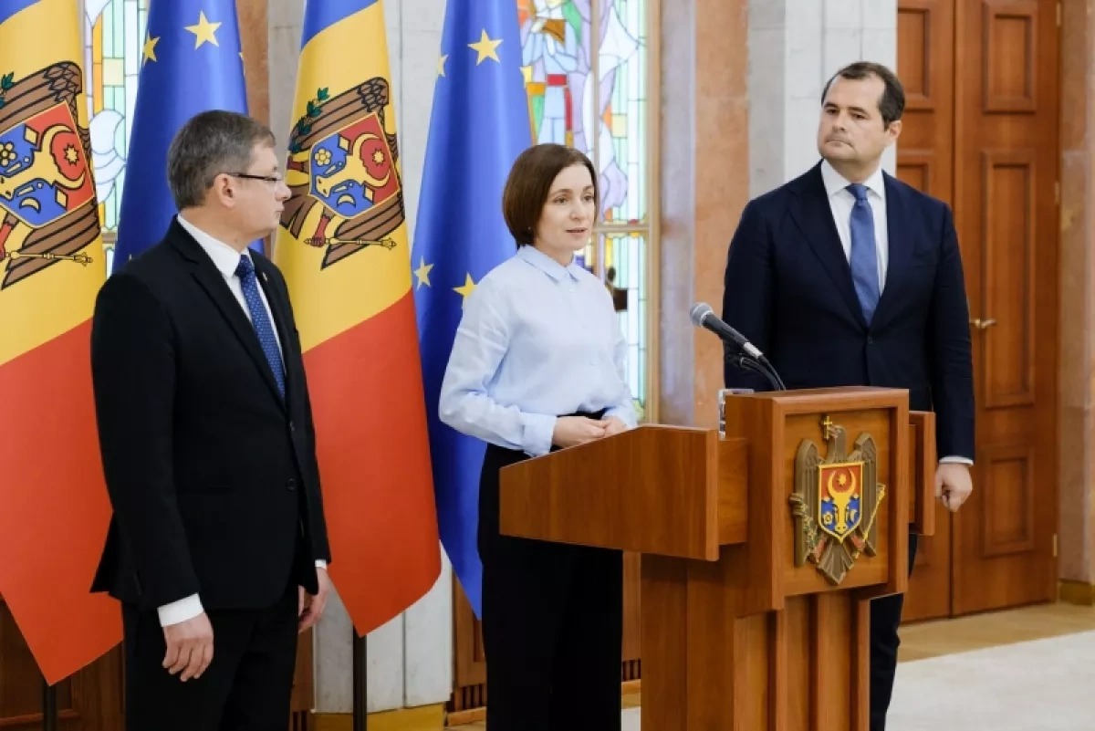 Power reset in Moldova Expert opinions on Caliber.Az
