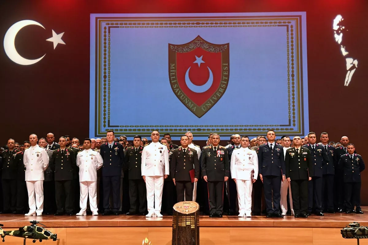 Azerbaijani defence chief visits Türkiye, attends military graduation PHOTO