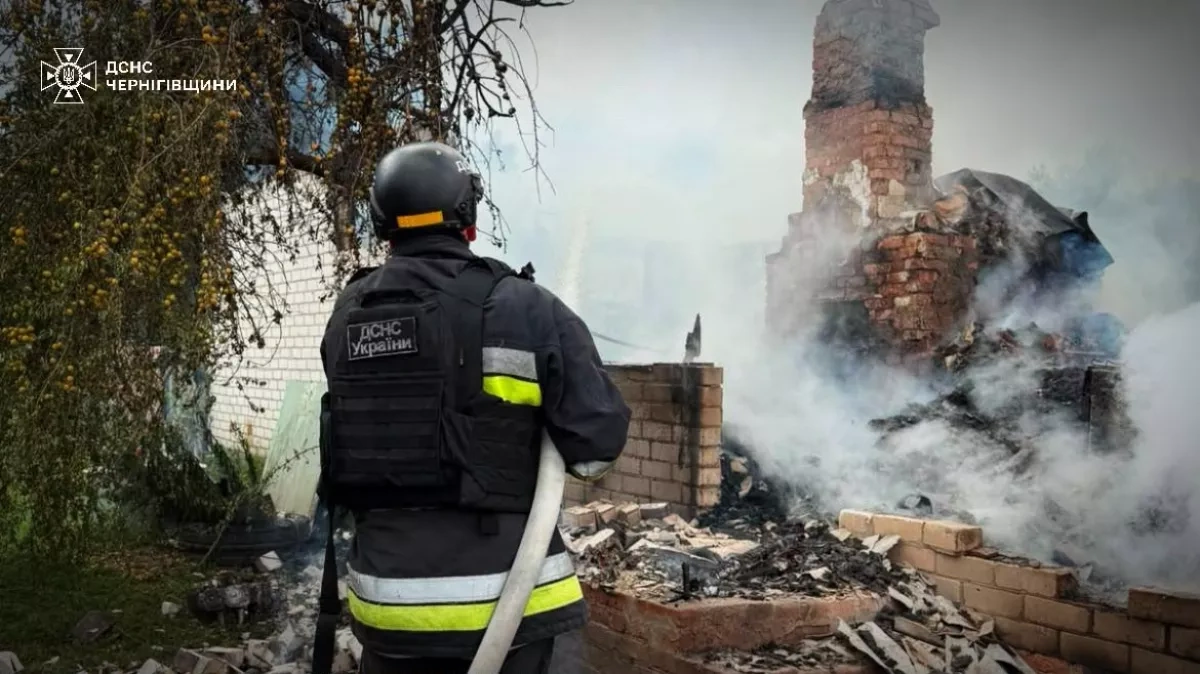 Russian drone attack sets Sumy shopping centre ablaze, six injured VIDEO / PHOTO