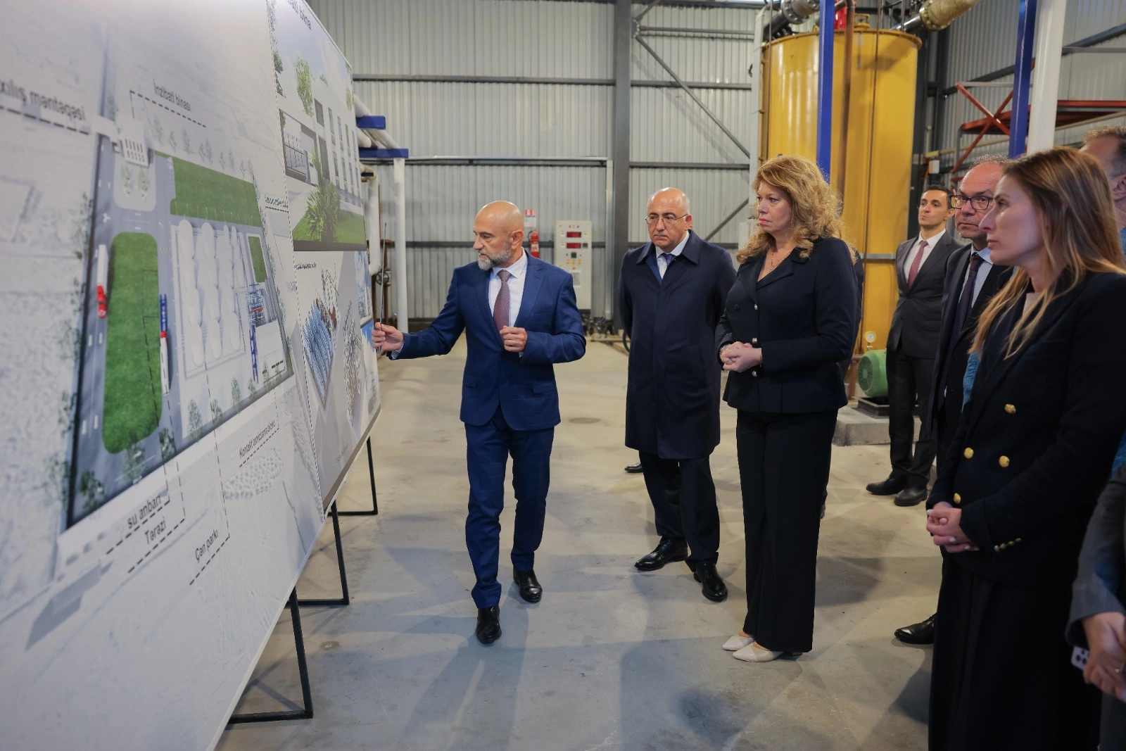 Bulgarian President visits Azerbaijan's Sumgayit Industrial Park (PHOTO)