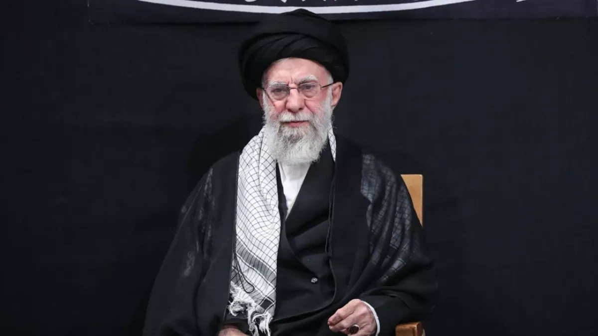 Khamenei says Trump will be overthrown “Tyrants brought down at peak of their arrogance”