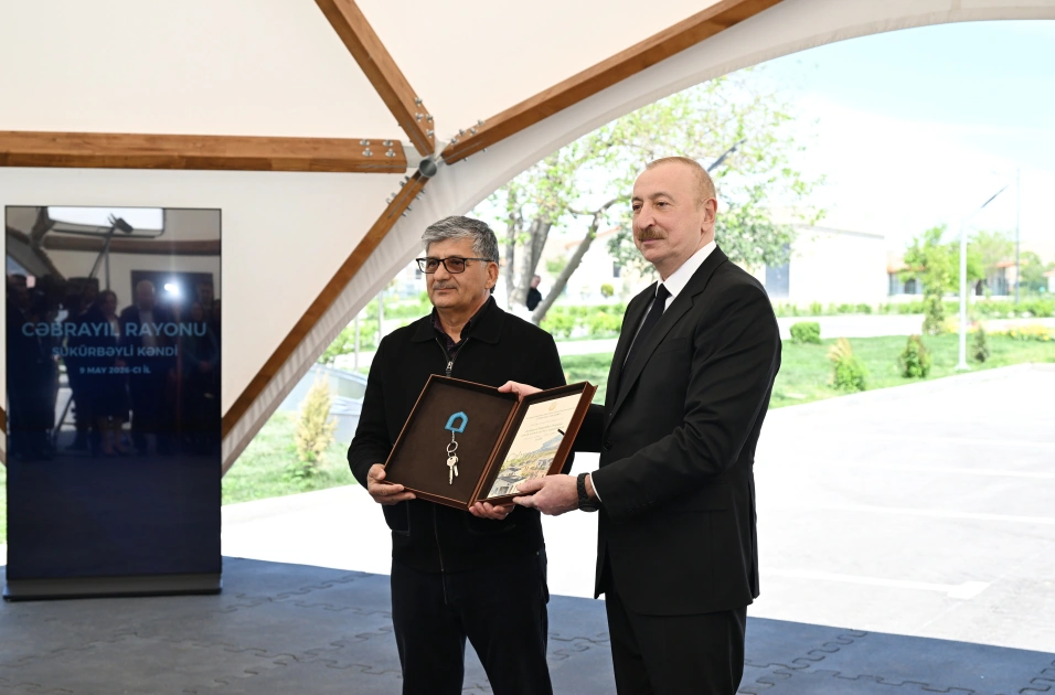 President Ilham Aliyev, First Lady Mehriban Aliyeva meet with residents of Shukurbeyli village of Jabrayil district (PHOTO)