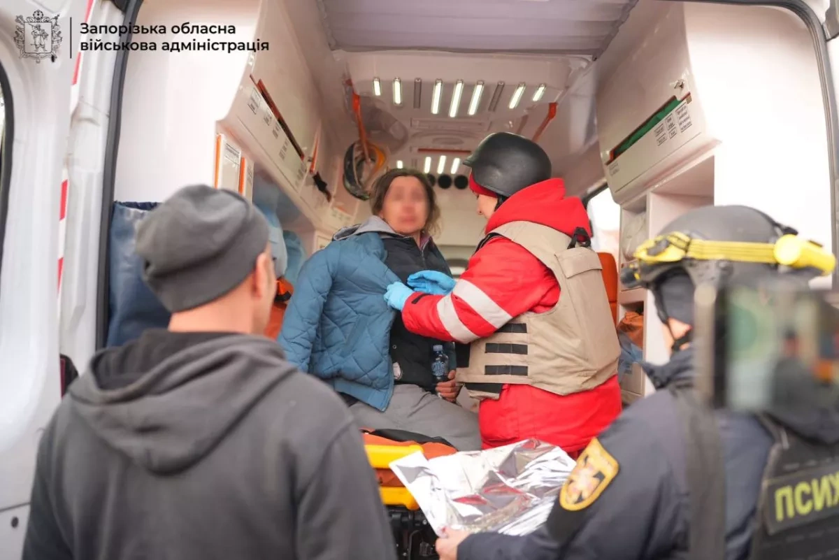 Homes damaged and residents wounded in Russian attack on Zaporizhzhia photo / video
