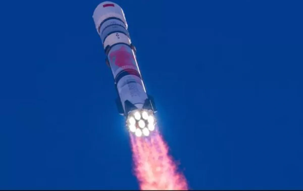 Chinese rocket may fall over Europe, aviation at risk