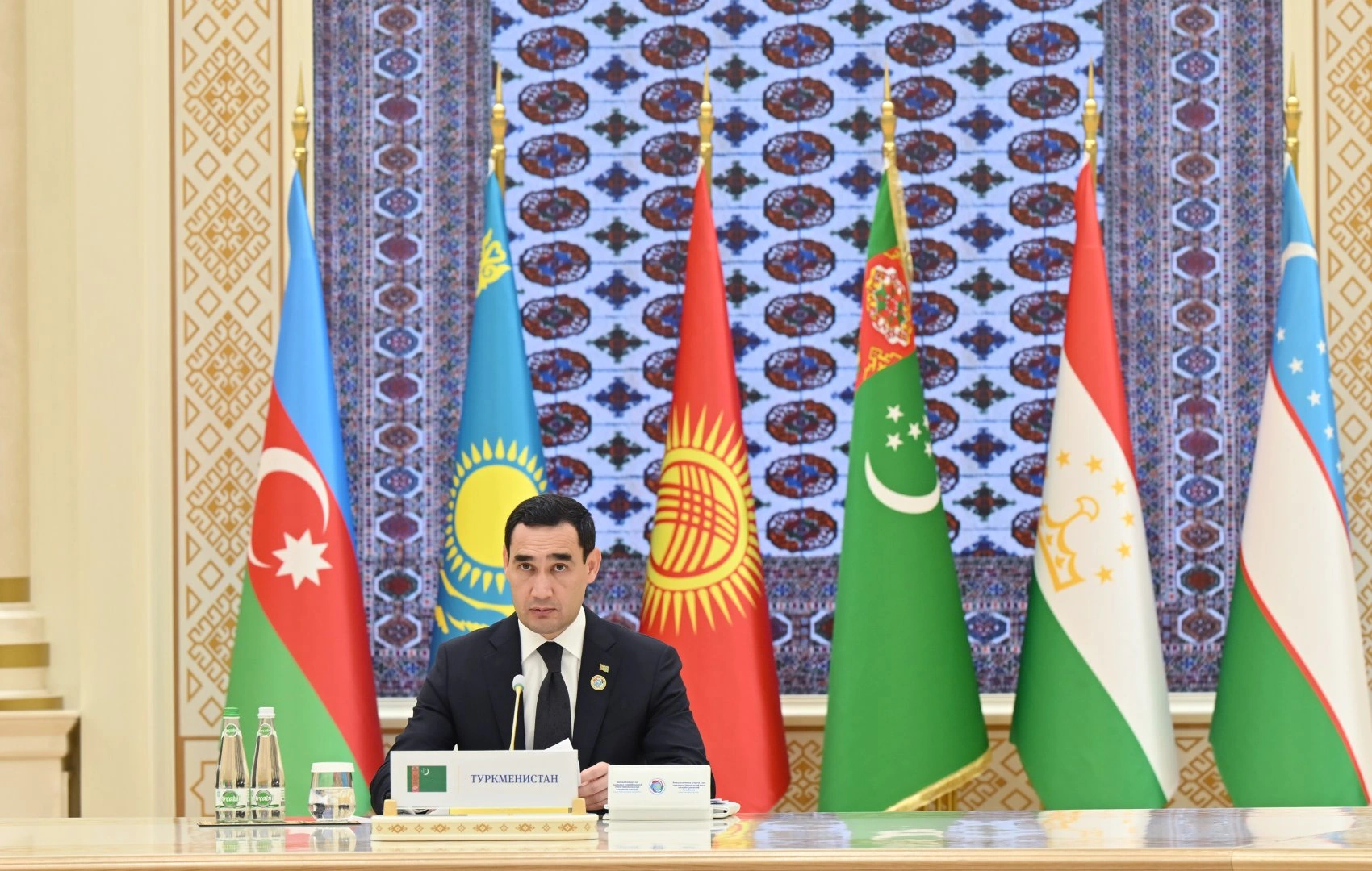 President Ilham Aliyev attends 8th Consultative Meeting of Heads of State of Azerbaijan and Central Asia in Turkmenbashi (PHOTO)