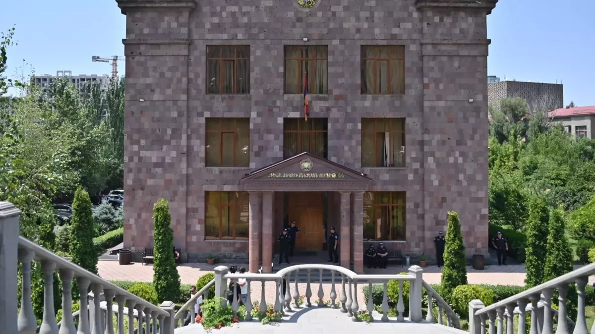 Armenia opens investigation following death of serviceman