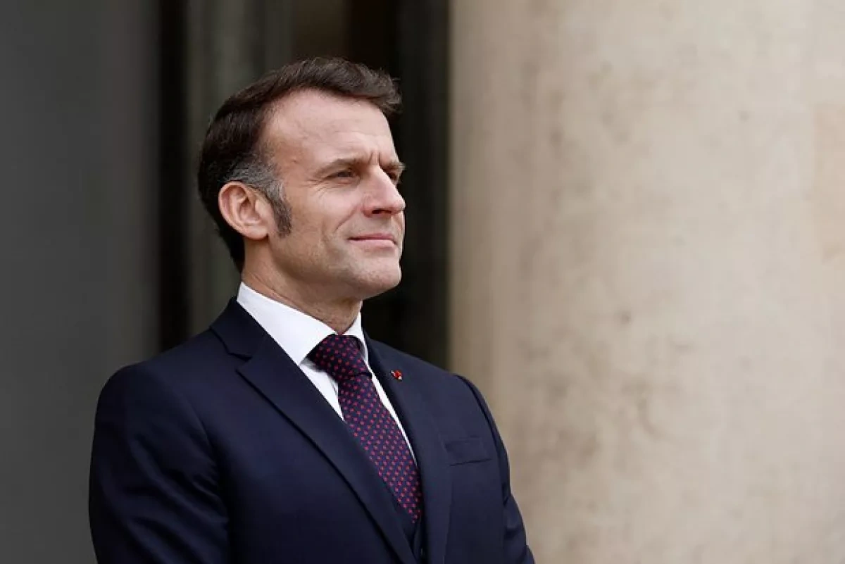 Macron urges European leaders to consider resuming dialogue with Russia
