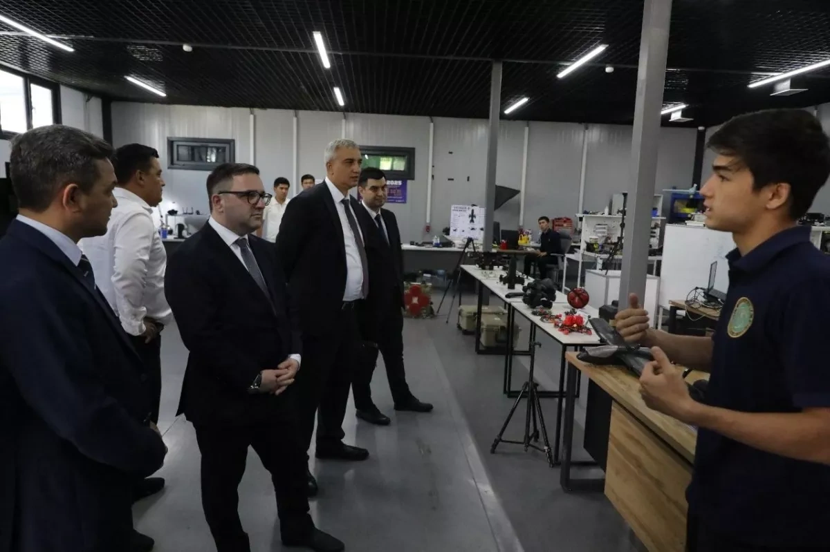 Azerbaijan, Uzbekistan discuss cooperation on defence industry PHOTO