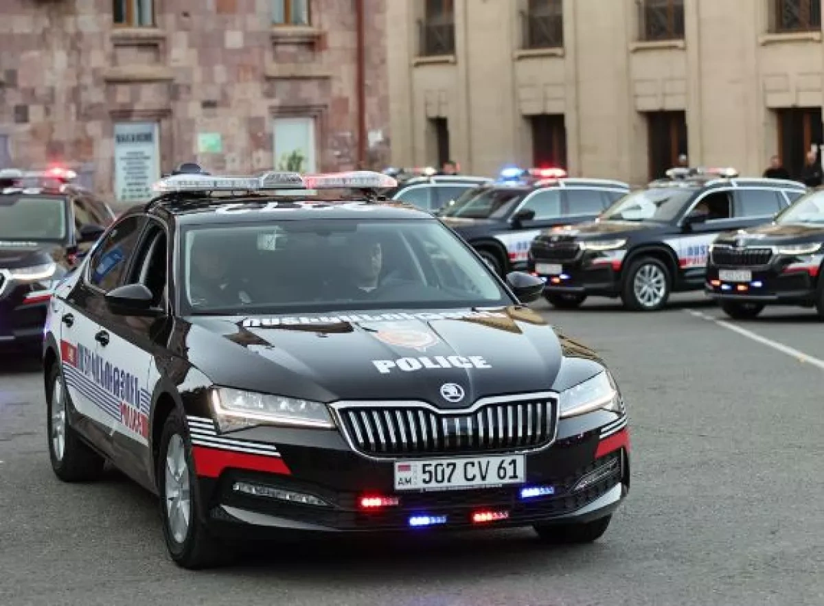 Gunfire heard in Yerevan: Patrol officer stops mass youth beating