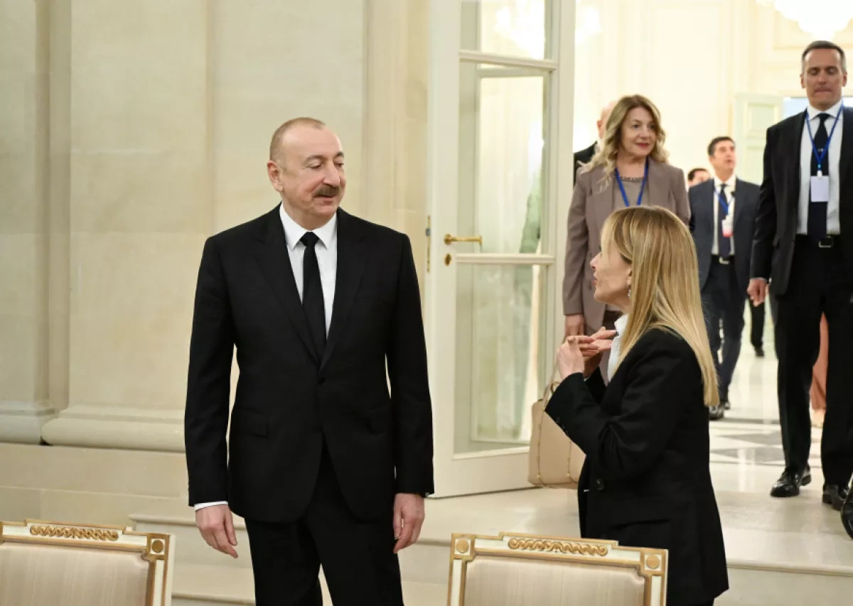 Azerbaijani president hosts working dinner in honour of Italian prime minister PHOTO