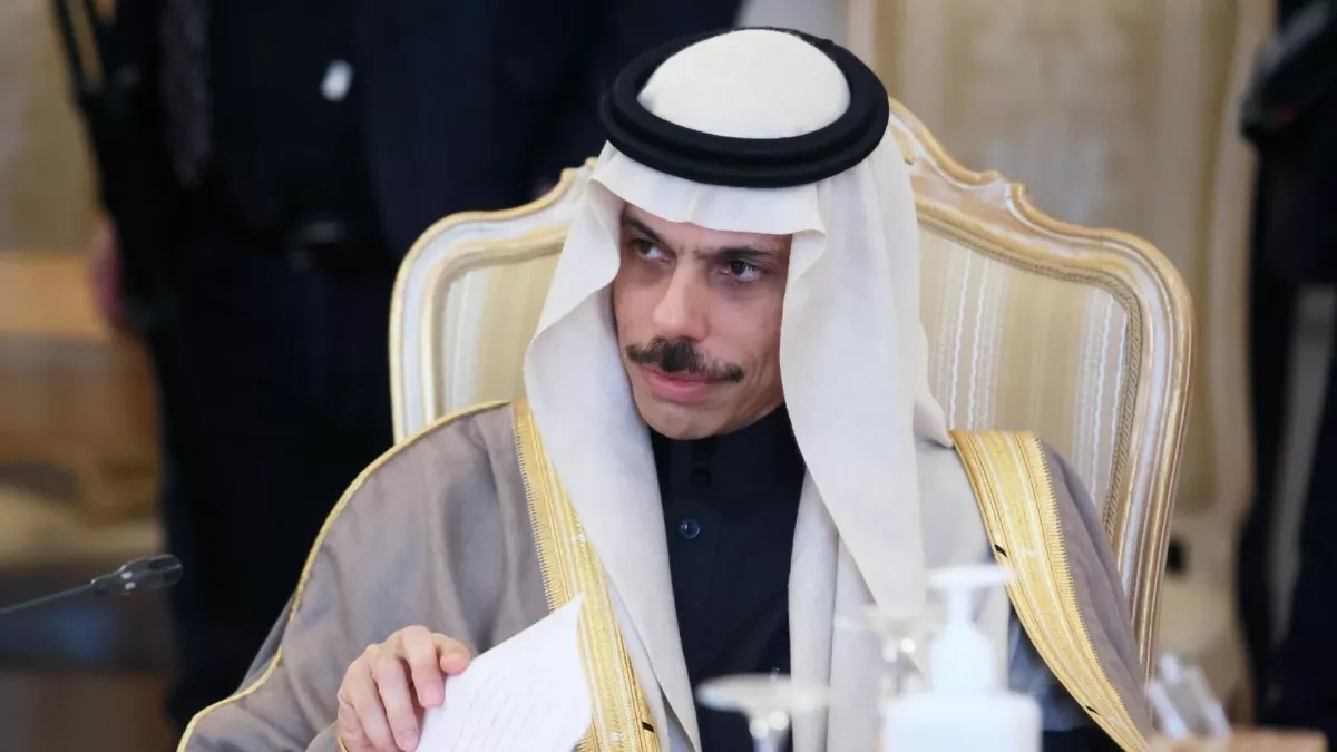 Saudi Arabia urges Iran to move fast on talks