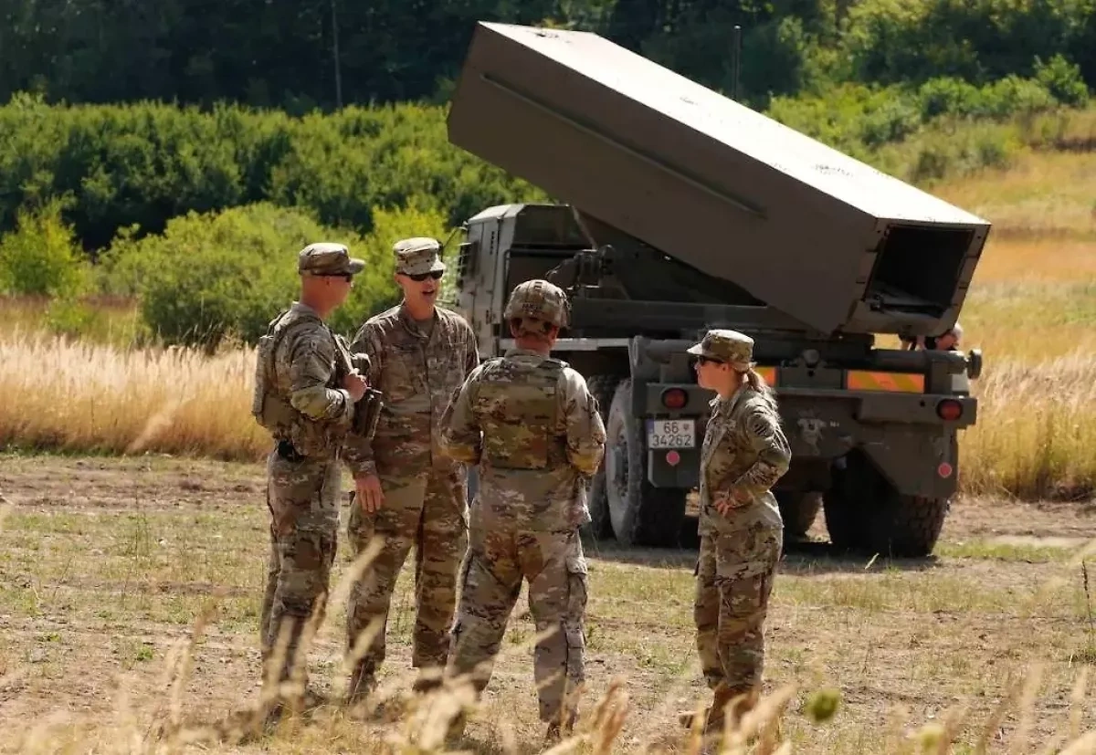 NATO temporarily withdraws mission personnel from Iraq