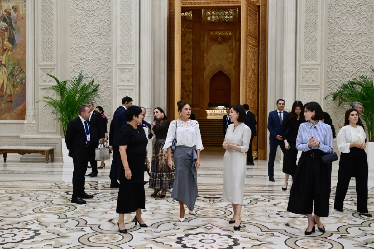 Azerbaijan, Uzbekistan first families explore Islamic Civilization Center in Tashkent PHOTO
