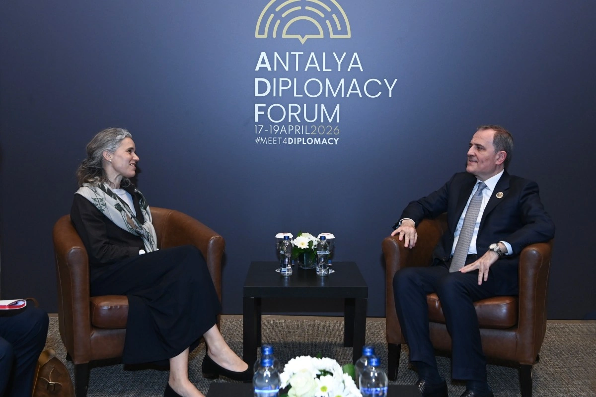 Azerbaijan, EU discuss regional peace process and expanded cooperation (PHOTO)