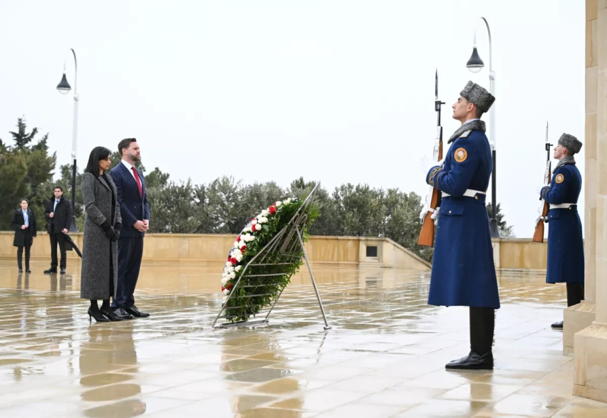 US Vice President Vance visits Alley of Martyrs in Azerbaijan