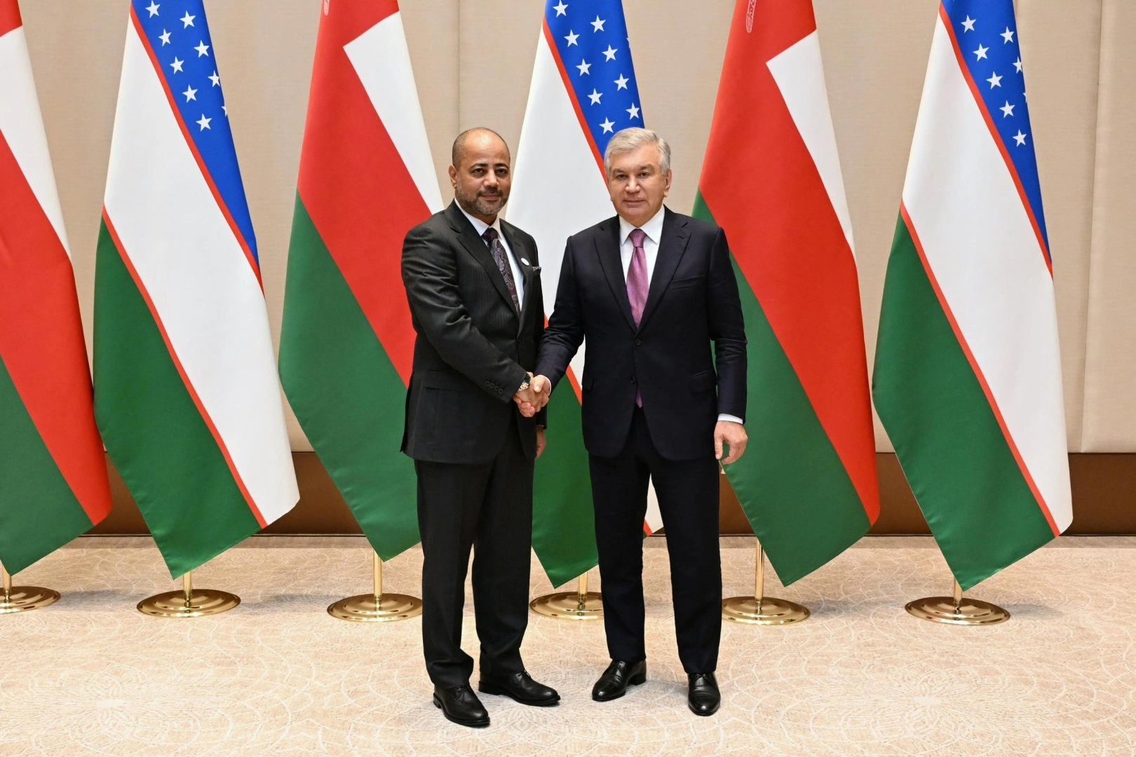 Uzbekistan, Oman's Voltamp Energy plan solar plants, transformer production