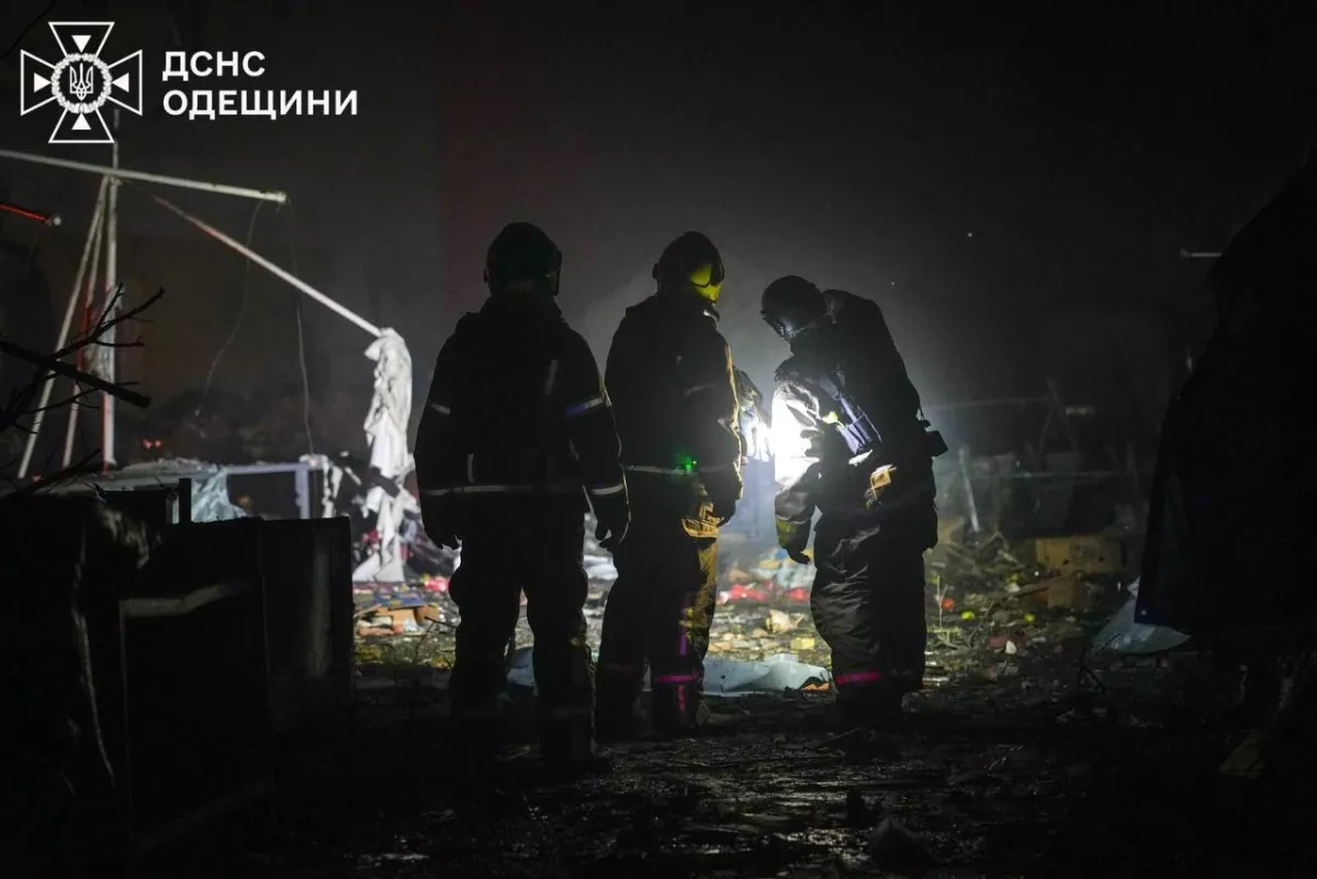 Russian strikes leave dead, injured across Kharkiv, Odesa regions PHOTO / VIDEO