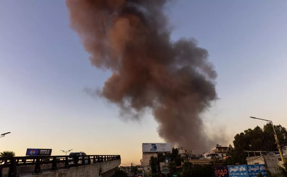 Israeli strike targets Armenian district of Bourj Hammoud in Beirut video