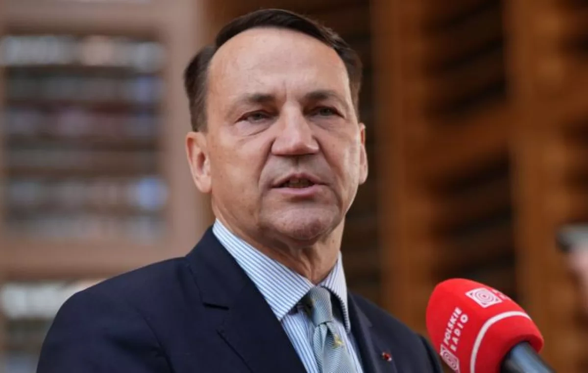 Polish FM revives call to shoot down Russian missiles over Ukraine