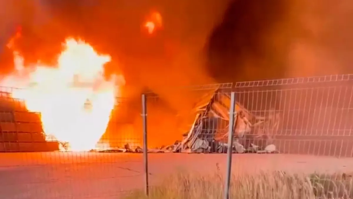Russia says it struck military logistics centre in Dnipropetrovsk