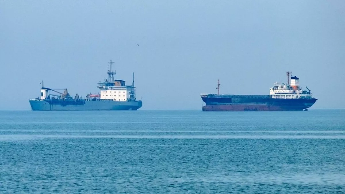 EU moves against Russian shadow fleet, blacklists 40 vessels