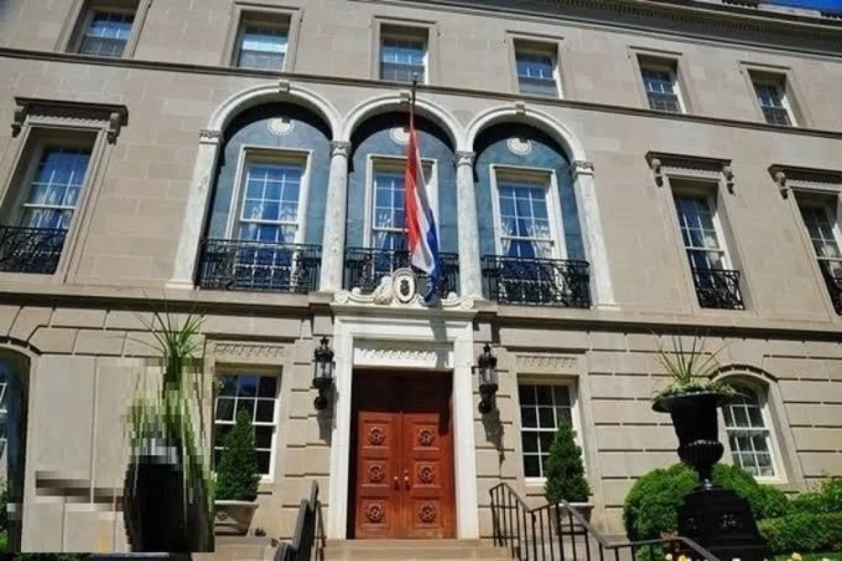 Dutch embassy reopens in Tehran after temporary relocation to Baku