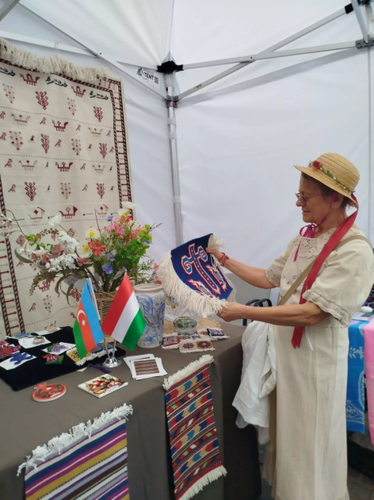 Azerbaijan showcases carpet, kelaghayi traditions at Budapest Folk Arts festival PHOTO