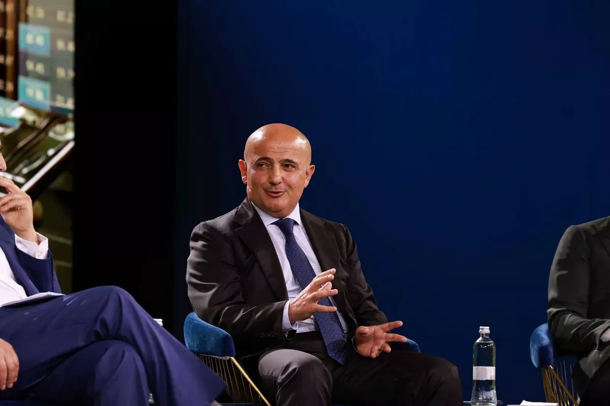 Azerbaijan’s SOFAZ targets new investment opportunities in Italy PHOTO