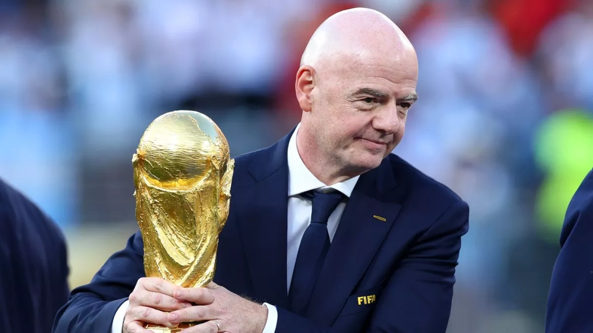 Infantino pushes FIFA World Cup rights sale amid boycott threat
