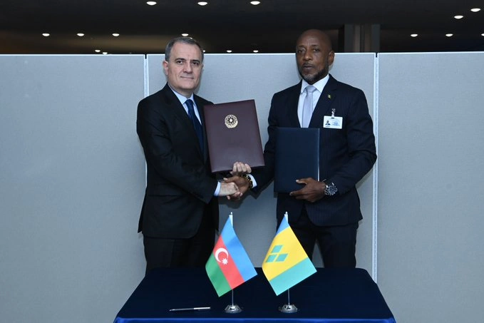 Azerbaijan, Saint Vincent and Grenadines ink protocol on political consultations (PHOTO)