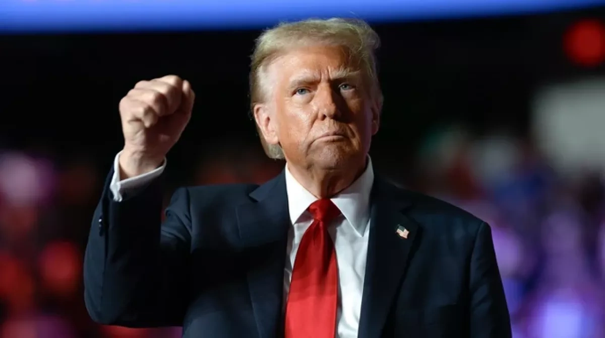 Trump urges Republicans to include Iran in Russia sanctions bill