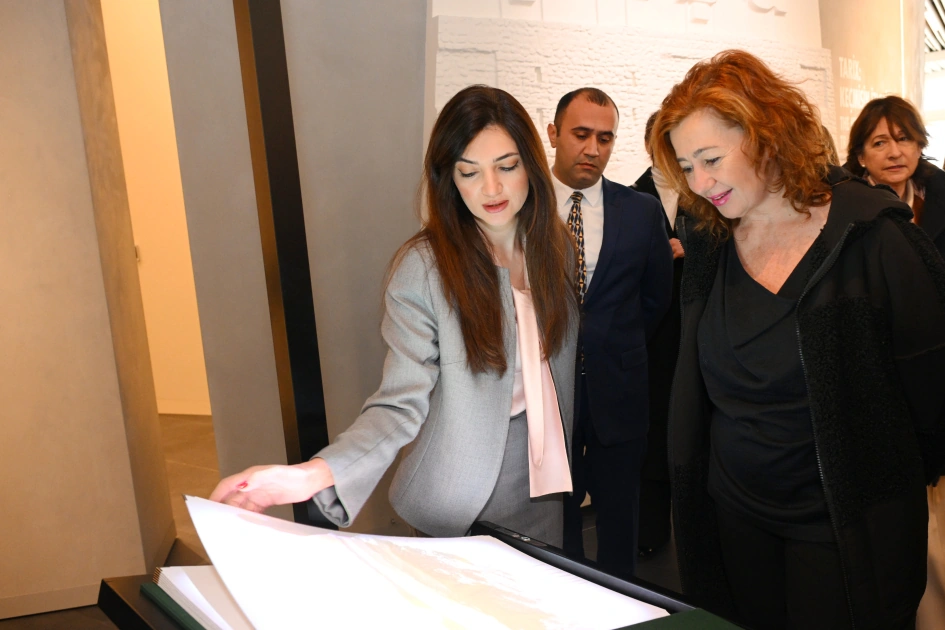 Speaker of Spanish Congress of Deputies visits Victory Park in Azerbaijan's Baku (PHOTO)