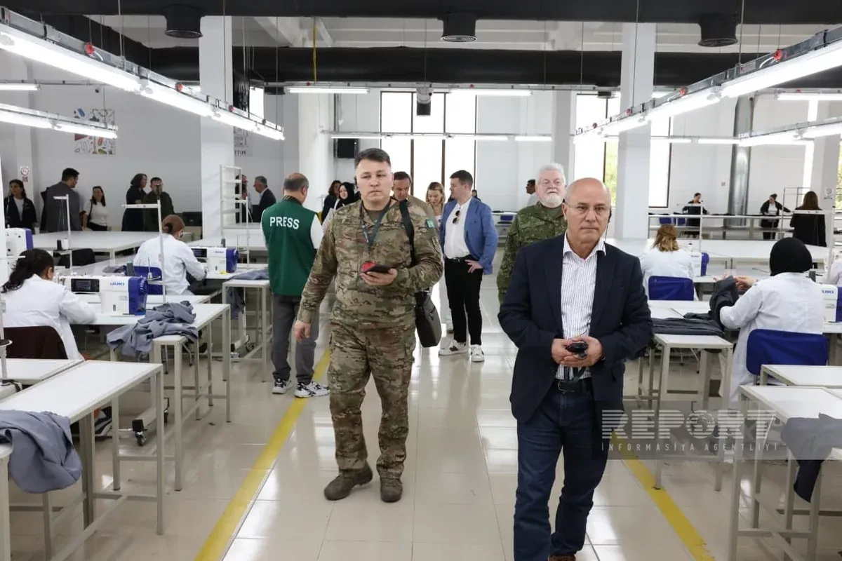Foreign diplomats tour garment factory in Azerbaijan's Khankendi PHOTO