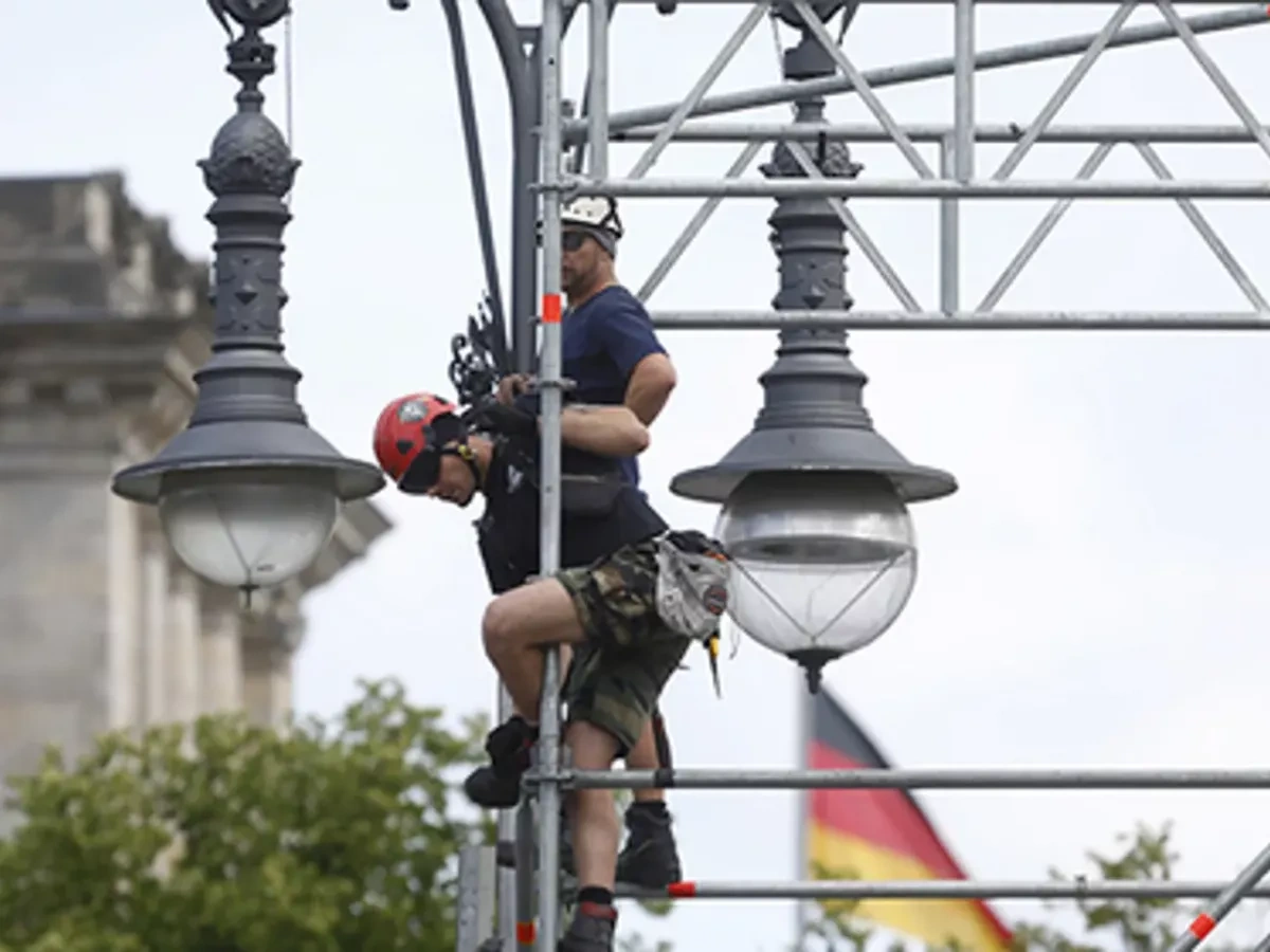 Migrants, nationalists, and the end of old Europe Analysis by Serhey Bohdan