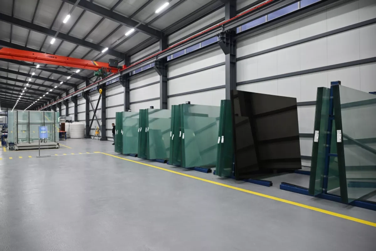 President Ilham Aliyev inaugurates “Azermirror” plant in Sumgayit Industrial Park Photo
